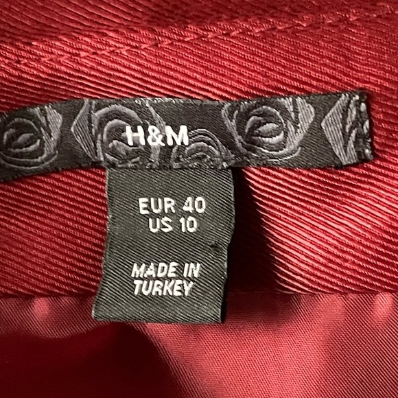 H&M A Line Burgundy Skirt Sequins Leaf Geometric Design Size 12 - Picture 9 of 10